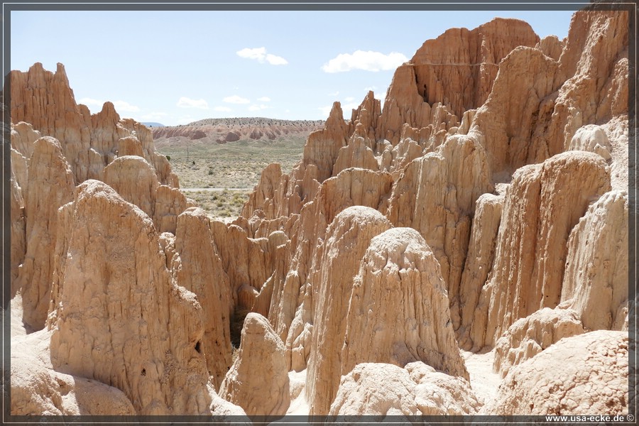 Cathedral_Gorge_2024_024