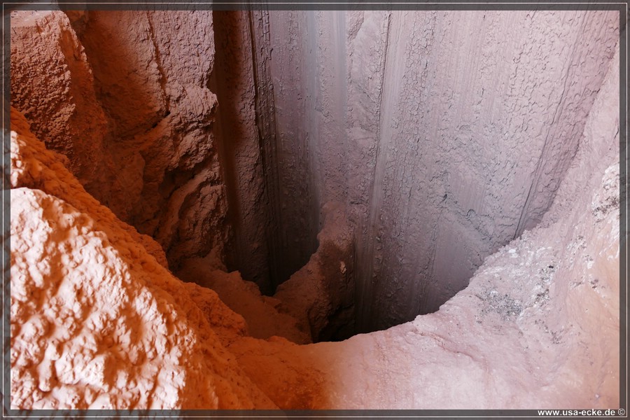Cathedral_Gorge_2024_026