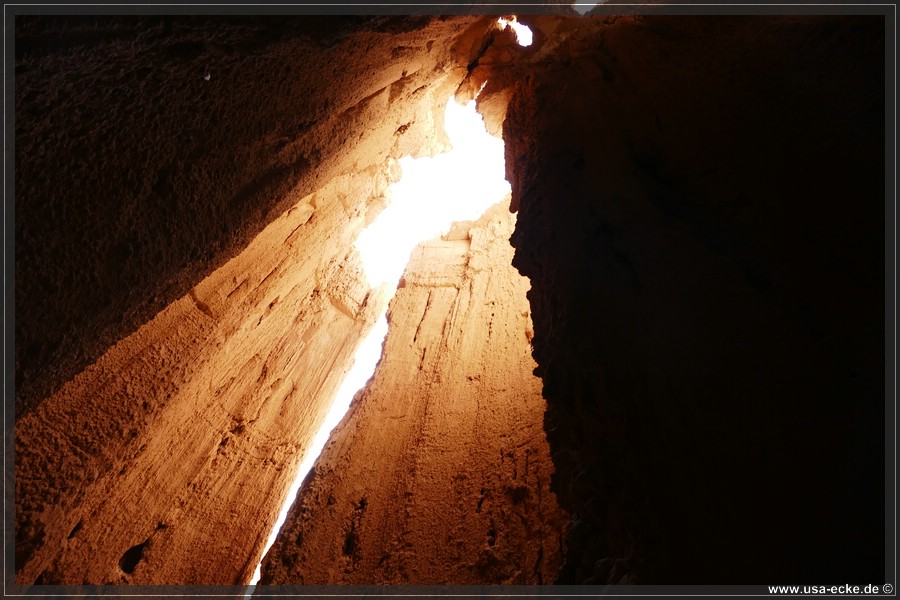 Cathedral_Gorge_2024_040