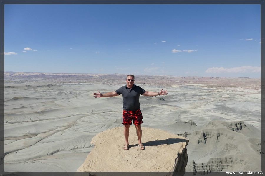 Moon_Overlook_2025_013