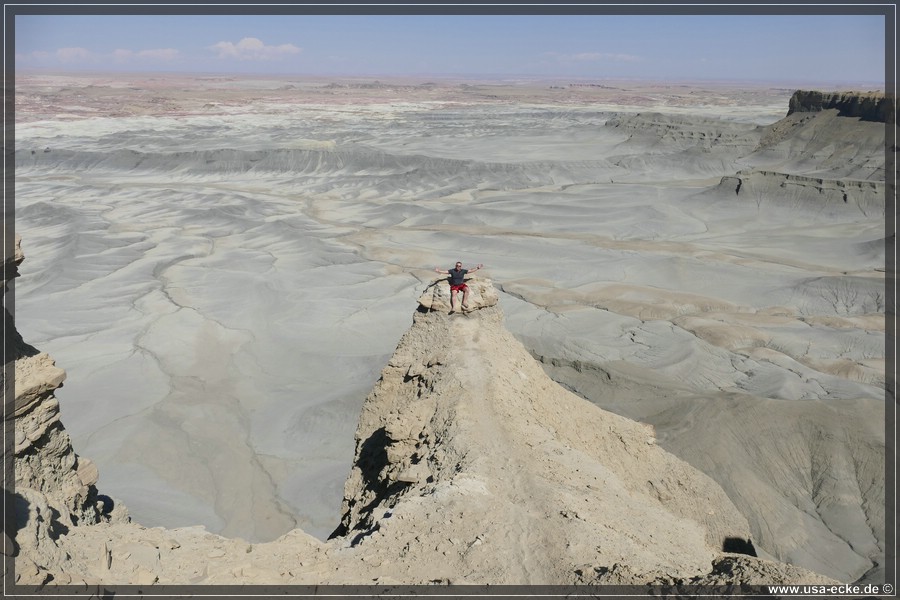 Moon_Overlook_2025_019