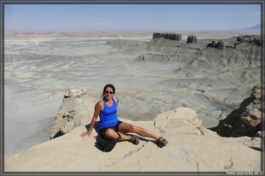 Moon_Overlook_2025_022