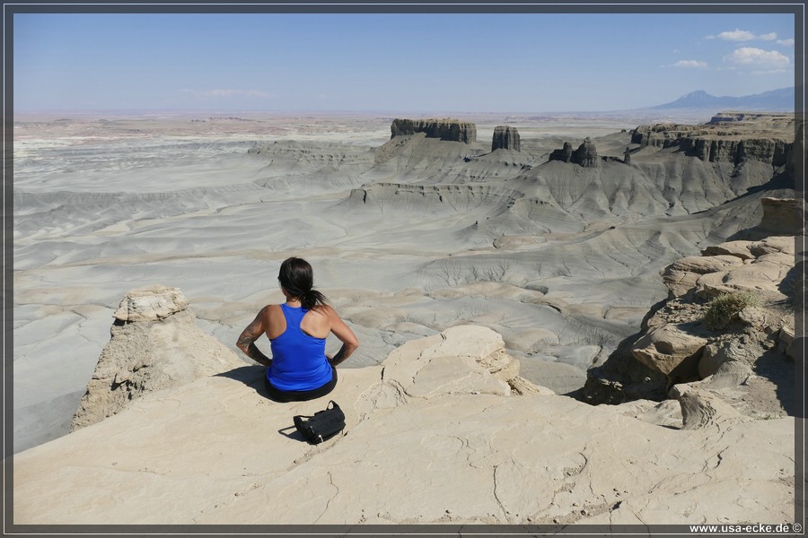 Moon_Overlook_2025_023