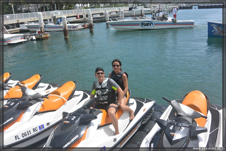 parailing_jetski_001