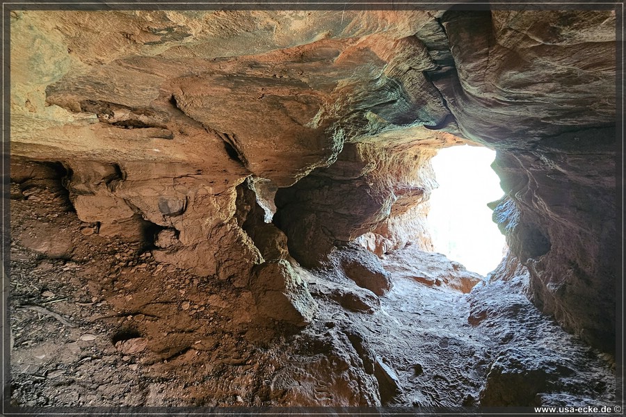 RavenCaves_2025_016