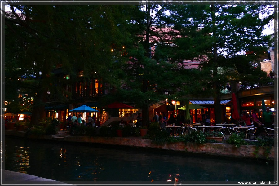 riverwalk_037