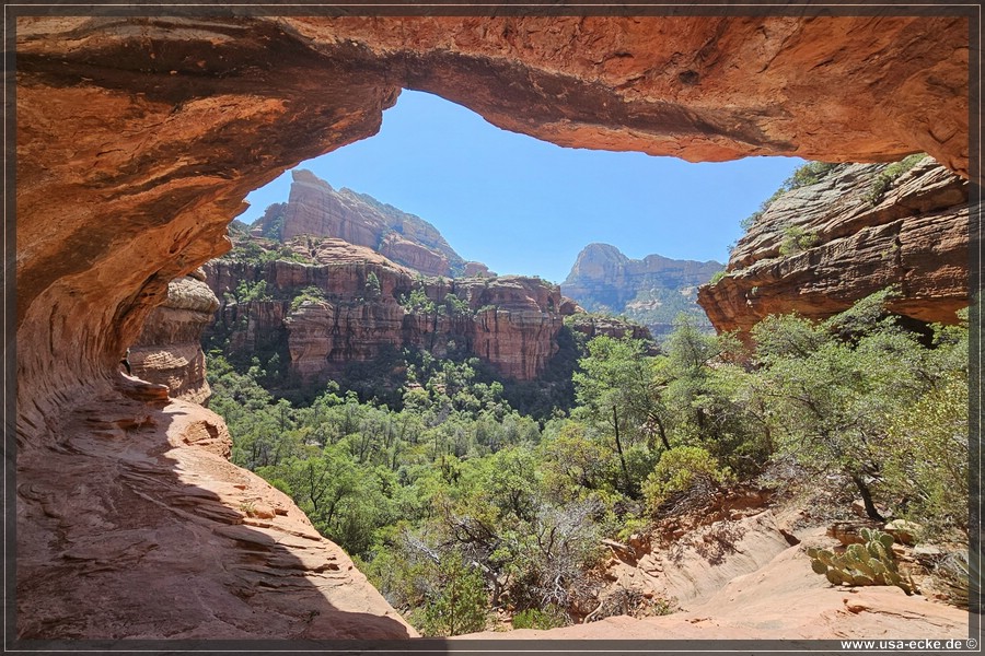 SubwayCave_2025_050