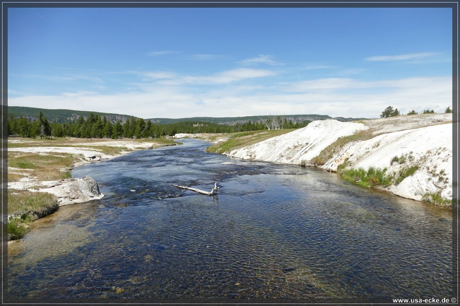 Upper_Geyser_2025_010