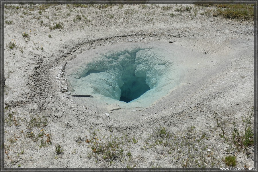 Upper_Geyser_2025_020